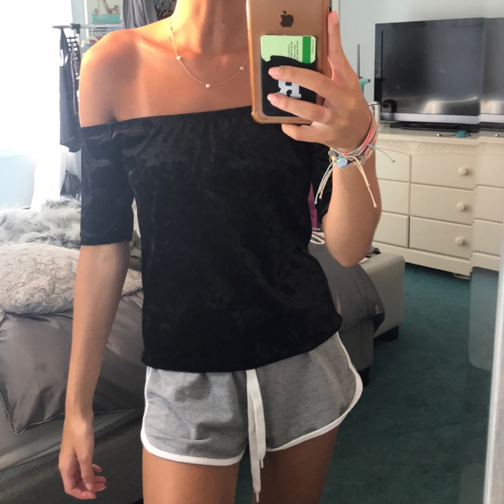 Beware! Off the shoulder velvet top